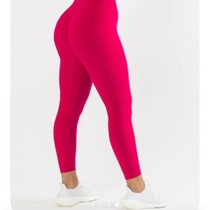 ALPHALETE AMPLIFY LEGGINGS